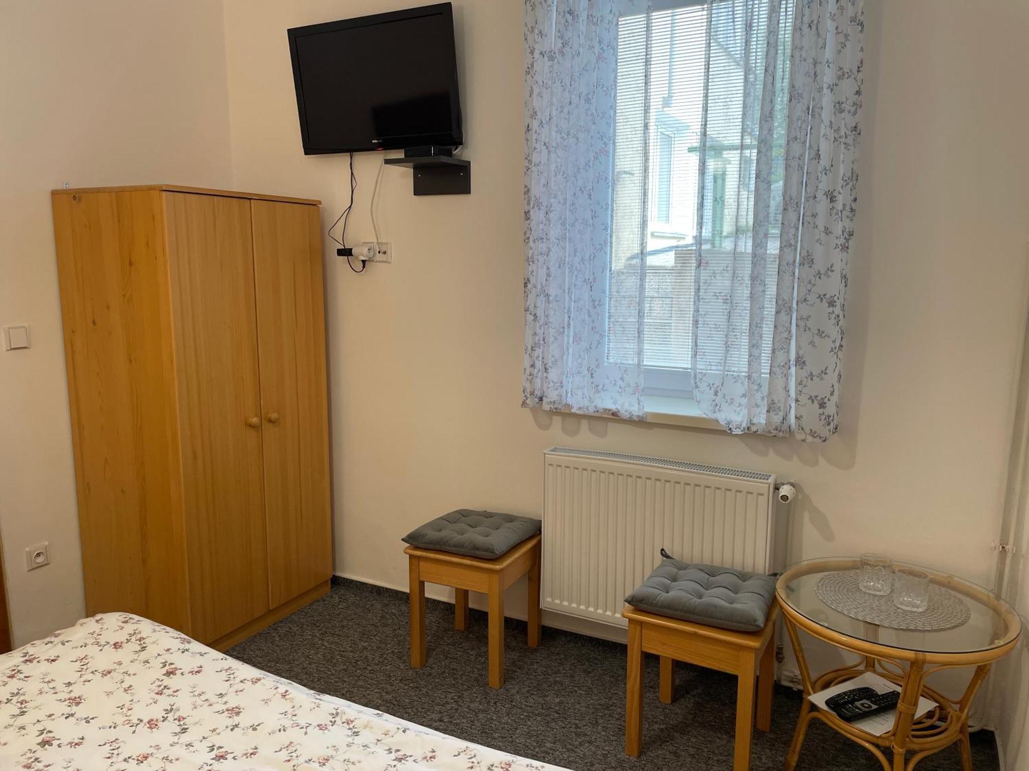 Penzion Jecminek Luhačovice Exteriör bild