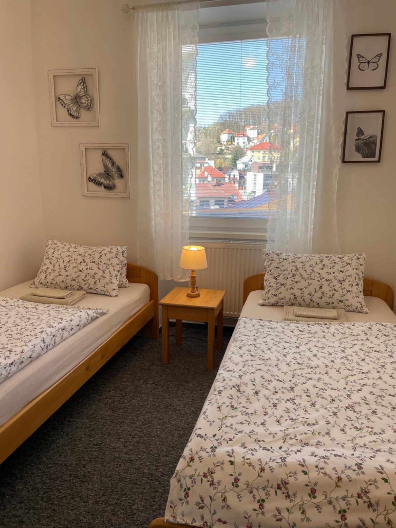Penzion Jecminek Luhačovice Exteriör bild
