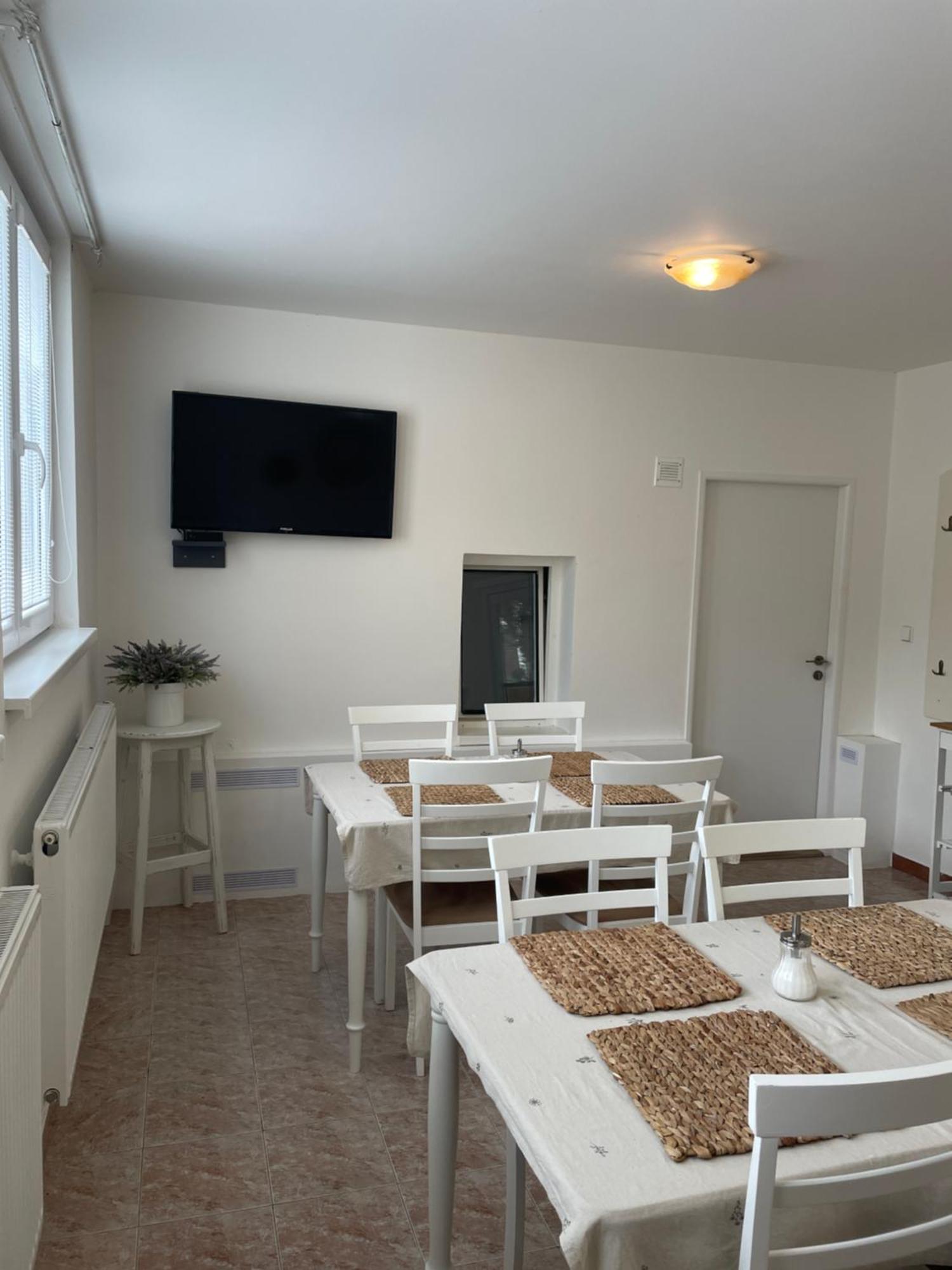 Penzion Jecminek Luhačovice Exteriör bild